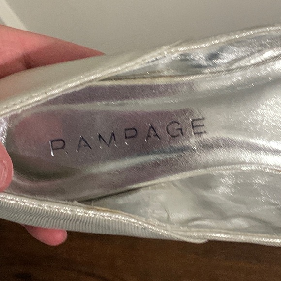 Silver gray bow flats - Picture 2 of 2